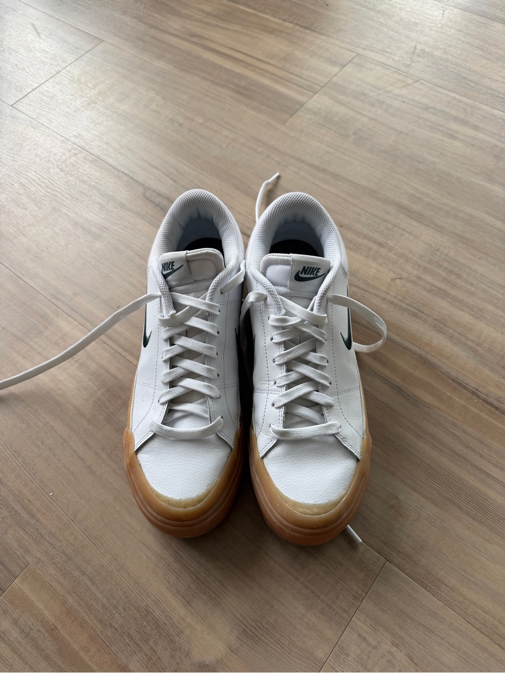 Nike Court Legacy Lift White Vintage Green Gum - Picture 2 of 7